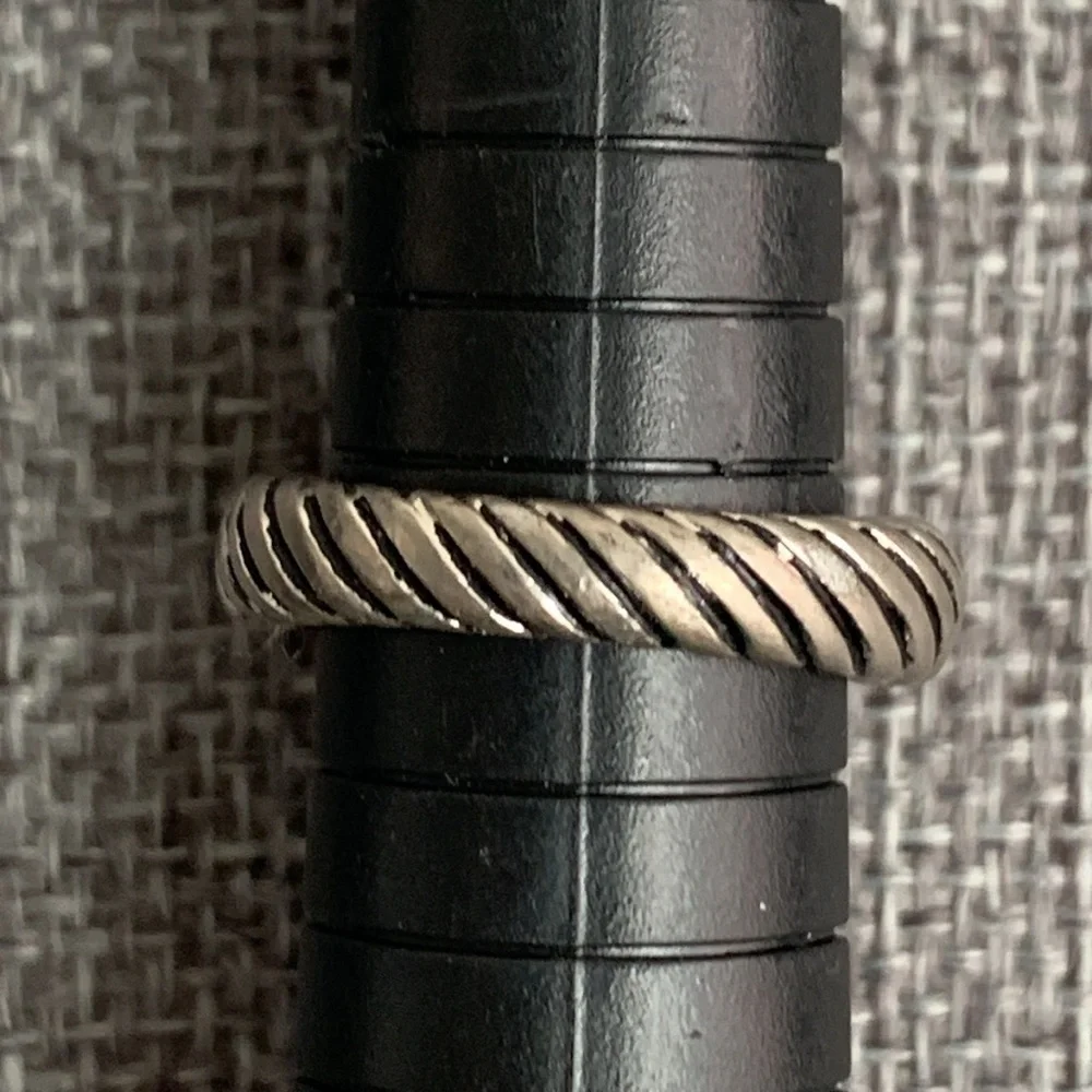 Silver & Gold Tone Ring with Rhinestones‎ size 7